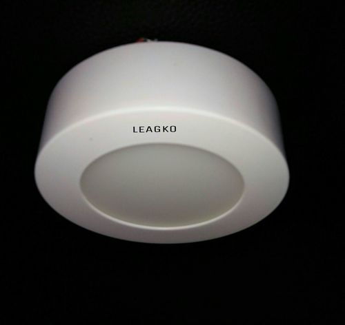 एलईडी सर्फेस पैनल लाइट