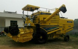 Harvester Combine - Durable Steel Build , Advanced Technology Engineered for High Efficiency