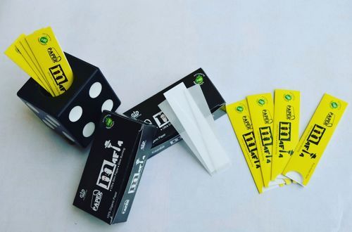 Ultra Slim Rolling Paper / Twice A Day (2 Rips +2 Tips)