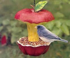 Bird Feeder - Durable Weather-Resistant Material, Large Capacity , Effortless Filling and Cleaning Features