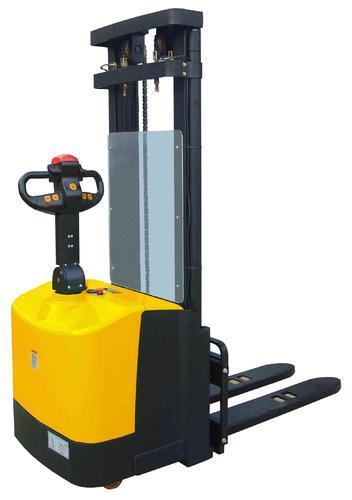 Natural Electric Stacker