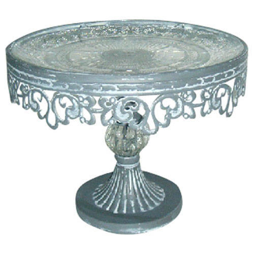 cake stand