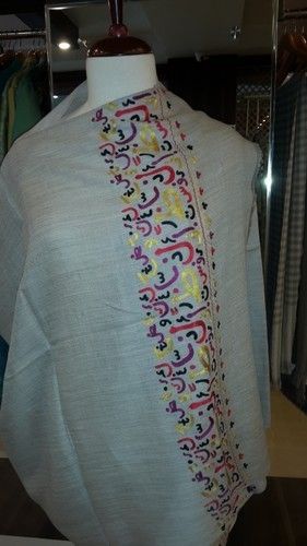 Pashmina Stole - Fine Quality Raw Material, Luxurious Softness and Stylish Design