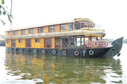 Kerala Beautiful Boat House Trip Services By Pick My Holiday