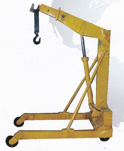 High Strength And Perfect Finish Hydraulic Mobile Floor Crane