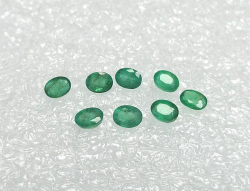 Green Color Emerald Loose Gemstones