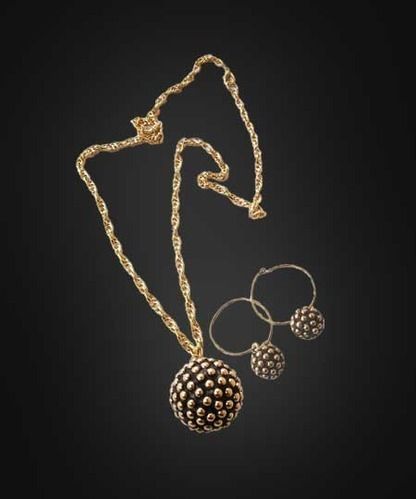 Excellent Quality Antique Necklaces For Men And Women