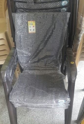 Uv Resistant Designer Plastic Chairs At Affordable Prices