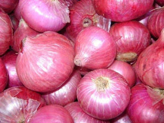 Fresh Organic Red Onions