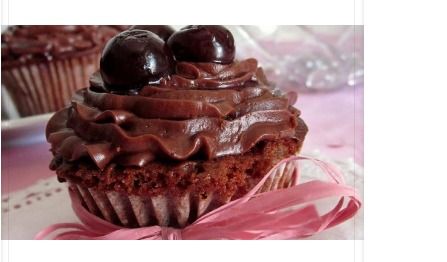 Chocolate Cherry Cupcakes