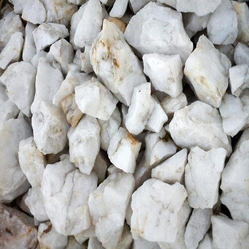 Quartz Lumps - Varied Sizes and Grades | High Purity for Ceramic and Allied Industries