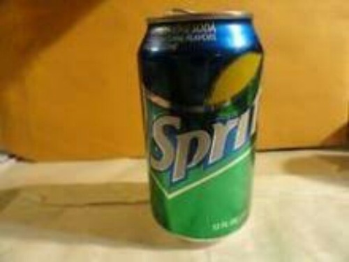 फ्रेश स्प्राइट ड्रिंक कैन