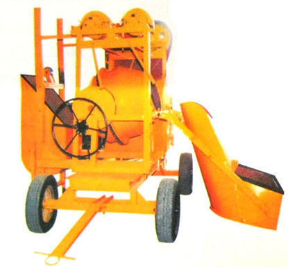 Concrete Mixer With Lift And Hopper