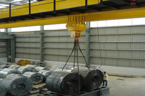 Material Handling Cranes For Industrial Use