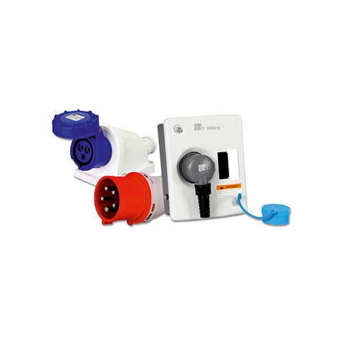 Industrial Plugs and Sockets - 3 Pin & 5 Pin, 16A/32A/63A Rating | IP44 & IP67 Protection, Shuttered Design for Enhanced Safety