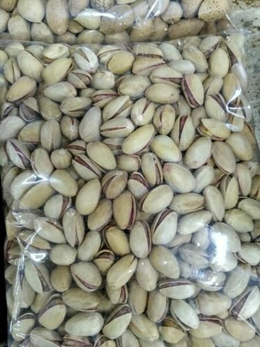 Dried Exclusive Pistha Nuts