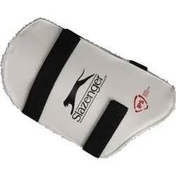 Cricket Ultimate Thigh Guards