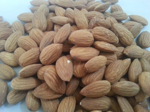 Almond Nut Broken (%): Max 5 %