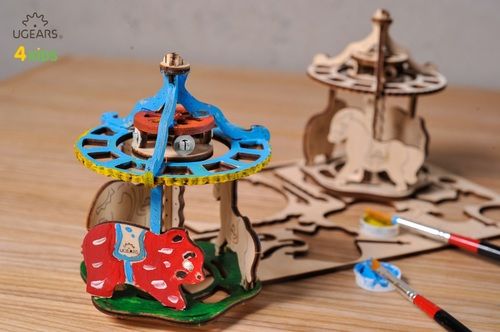 Ugears Merry-go-round 3d कलरिंग मॉडल