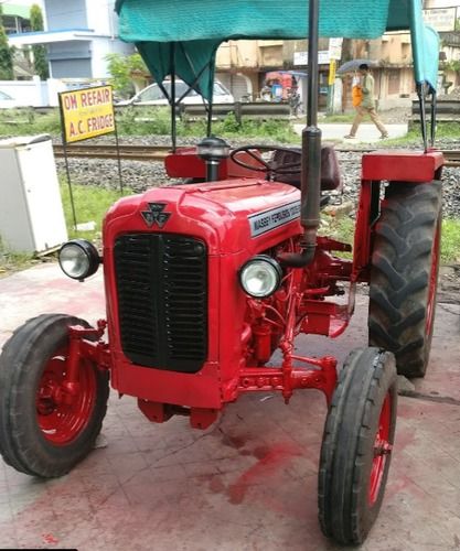 Massey Ferguson 1035 Tractor