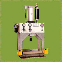 Low Noise Boosting Cylinder Press Table