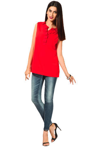 Casual Wear Regular Fit Sleeveless Plain Readymade Ladies Fancy Tops