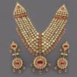 Wedding Highly Demanded Kundan Necklace Set