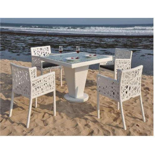 Luxury Outdoors Table And Chair Set