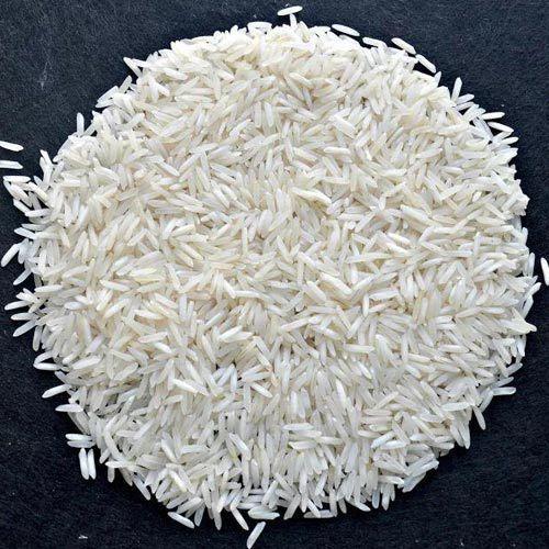  सफेद रंग का बासमती चावल