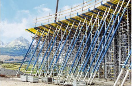 Shoring Towers Bridge Construction