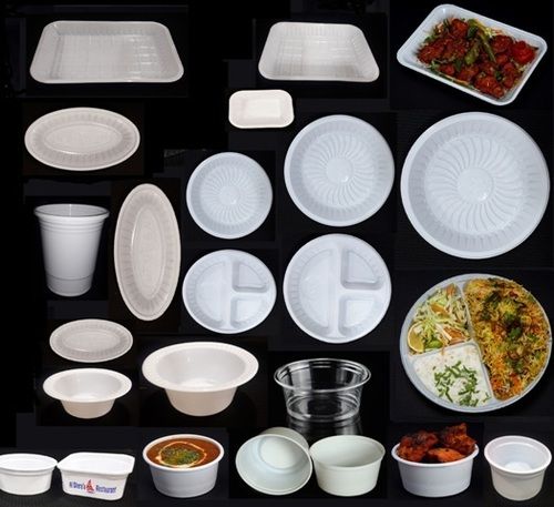 Plastic Disposable Trays & Containers