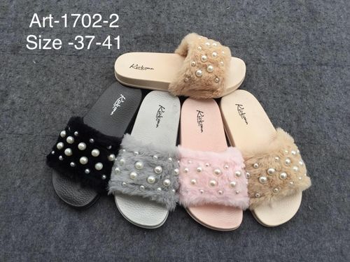 Fashionable Ladies Casual Slipper