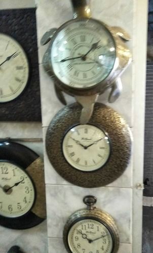 Any Fine Finish Antique Wall Clock