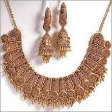 Fashion Necklace With Earrings