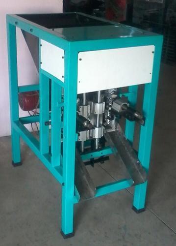 Cashew Nut Cutting Machine