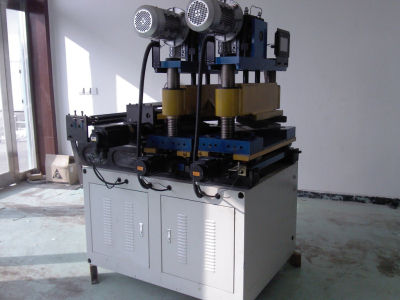 Center Limb Cutting Machine