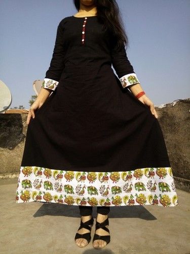 Designer Ladies Fancy Black Kurtis