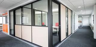 Silver Fine Quality Aluminium Partitions