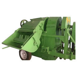 Green High Quality Groundnut Thresher