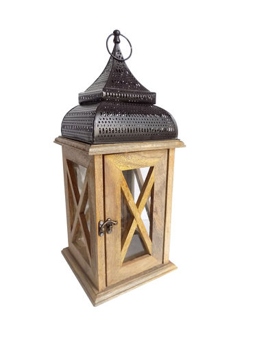 Good Looking Designed Wooden Lantern