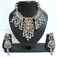 Stone Navratri Ladies Necklace Set