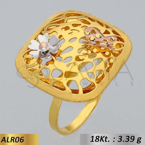 Ladies Gold Italian Ring
