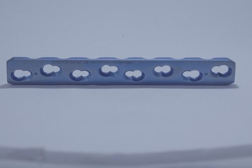 Lc-Scp Broad With Locking System Bone Implants