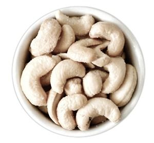 Dried Fresh Cashew Nuts