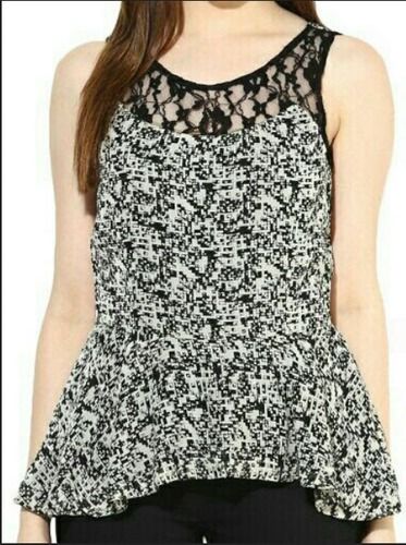 Ladies Sleeveless Printed Tops