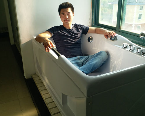 Massage Bathtub For Small Bathrooms SWG-8007