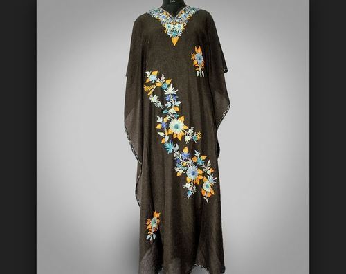 Kashmiri Aari Embroidery Kaftan Age Group: Adult