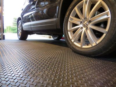 Black Heavy Duty Checker Plate Pvc Tilesa   (Plastex Chex)