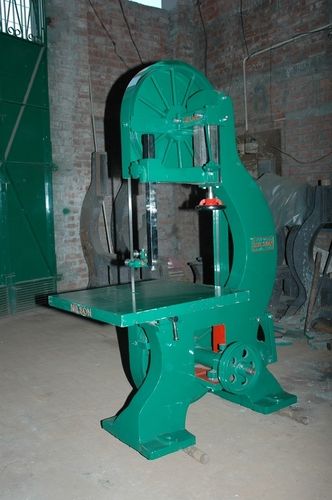 Wood Cutting Bandsaw Machine