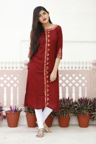 Half Sleeve Reyon Kurti